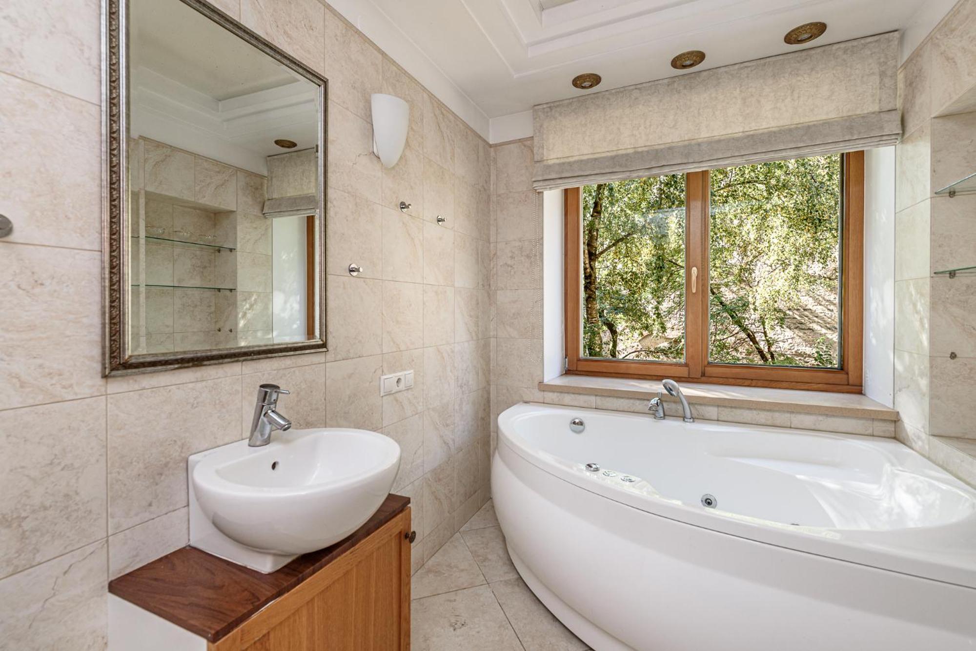 Jacuzzi Apartments X Free Parking X Self Check-In 24X7 By H&H VNO Exterior foto